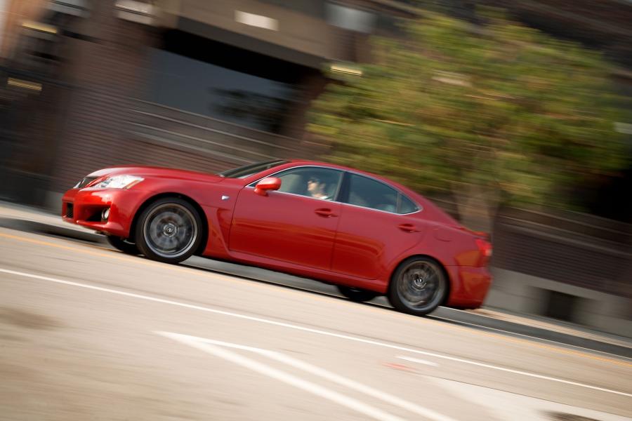 Lexus IS-F 2010 года  (фото 133 из 140)